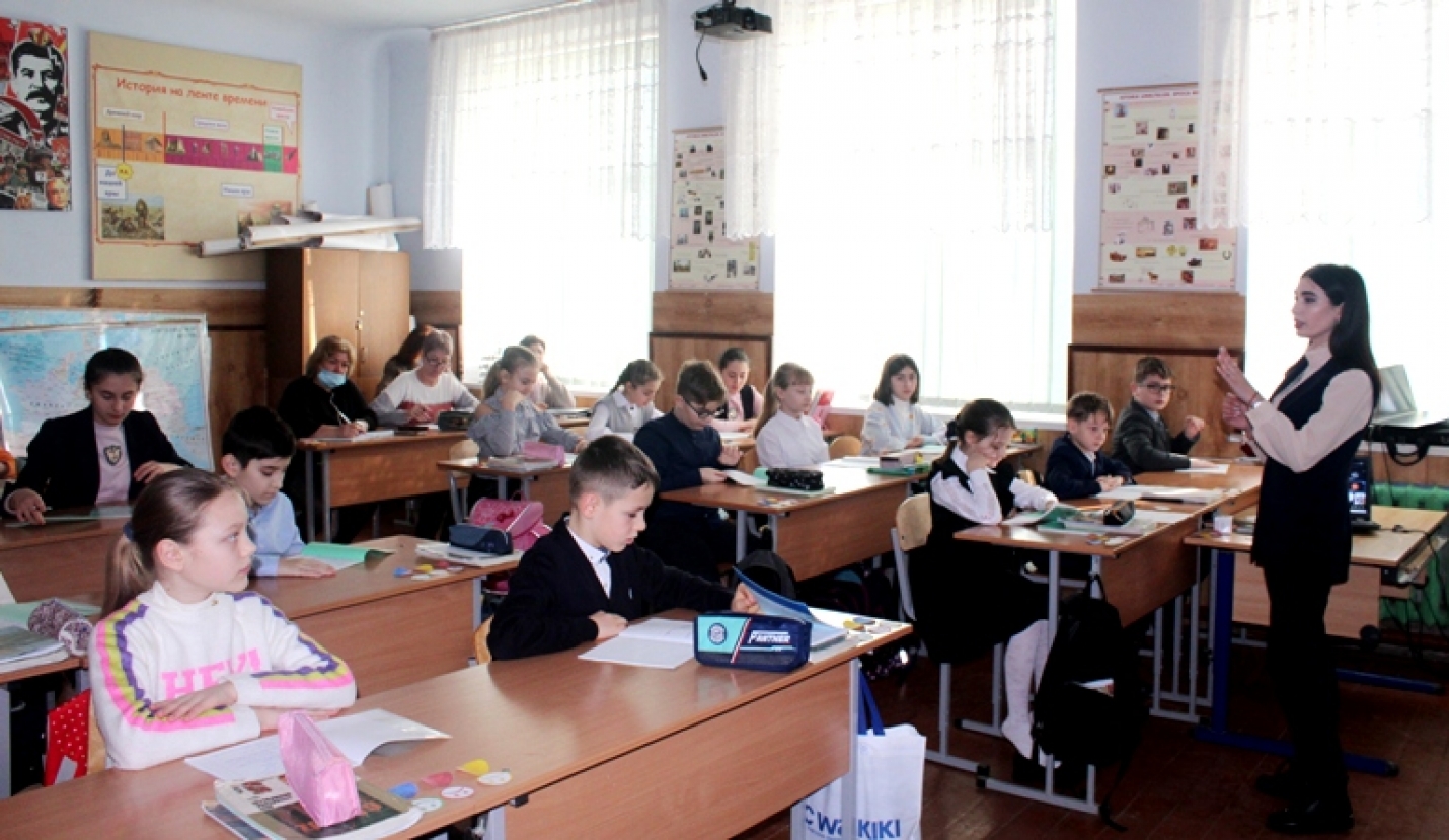 &laquo;Школа молодого Учителя&raquo;: Открытые уроки начинающих специалистов