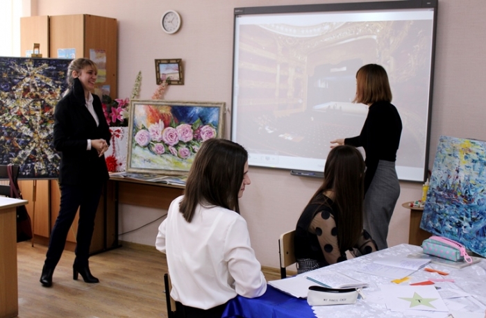 &laquo;Учитель года АТО Гагаузия - 2021&raquo;: Конкурсные уроки в учебных заведениях муниципия Чадыр-Лунга и села Баурчи