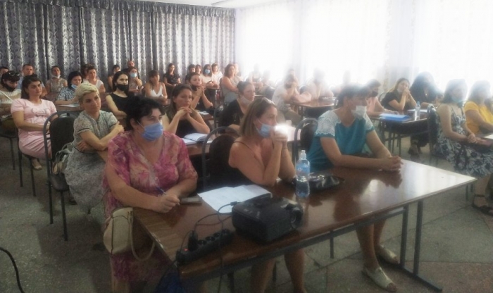 Встреча с родителями в Чадыр-Лунгском лицее им. Губогло по вопросам подготовки к 1 сентября в контексте эпидемиологической ситуации
