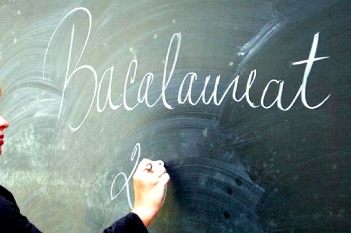 Экзамены БАК: выпускники 12-ых классов сегодня сдают первый экзамен по румынскому языку
