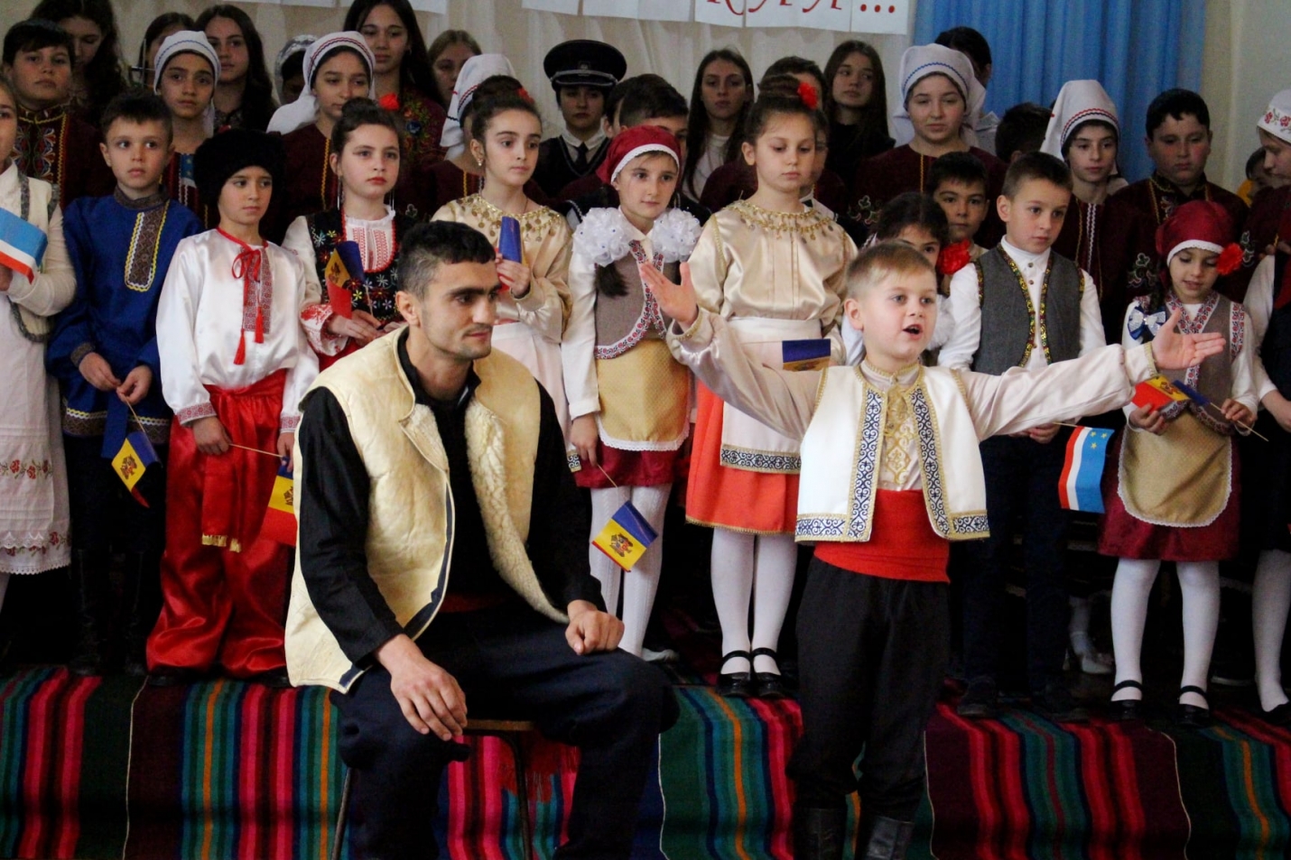 Regional konkursu - uroktan dışarı a&ccedil;ık meropriyatiyalar, adanılmış Gagauziyanın 27-ci yıld&ouml;n&uuml;m&uuml;n&auml;