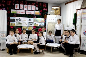 Чишмикиойский лицей присоединился к Региональному конкурсу открытых уроков &laquo;26-ая годовщина образования АТО Гагаузия&raquo;