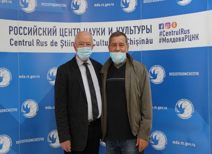 Учитель гимназии села Баурчи Дмитрий ПАМУЖАК стал победителем &laquo;Тотального диктанта - 2020&raquo;