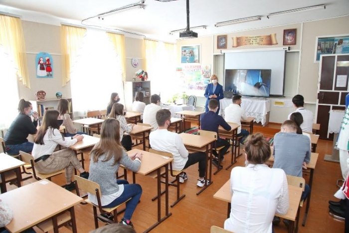 Встреча Башкана с Кирсовскими выпускниками 12-го класса
