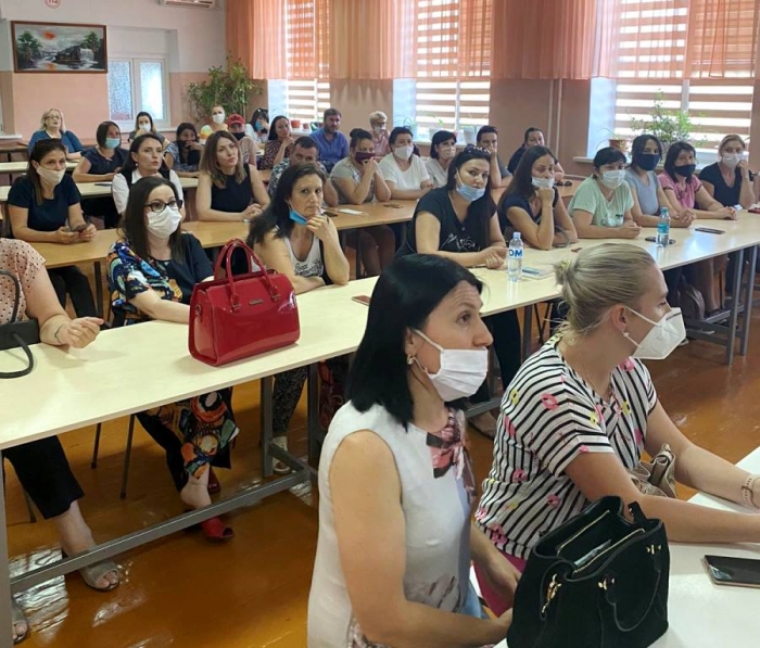 Родительское собрание в Комратском лицее им. Карачобан: выбранная администрацией модель образовательного процесса будет пересмотрена