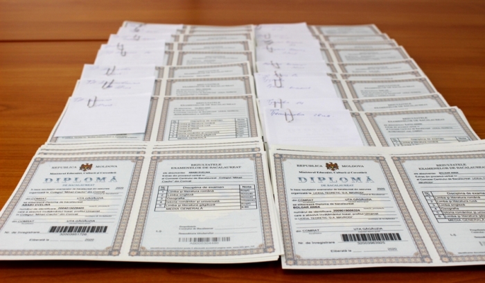 Управление образования Гагаузии начало выдачу дипломов на степень бакалавра